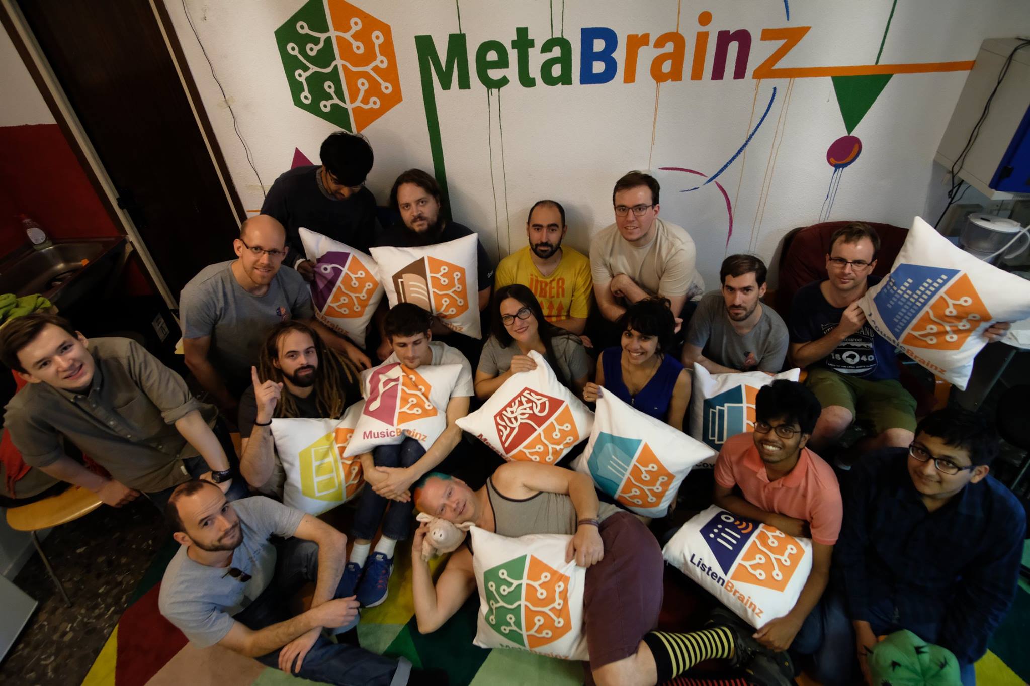 Summit participants with *Brainz pillows